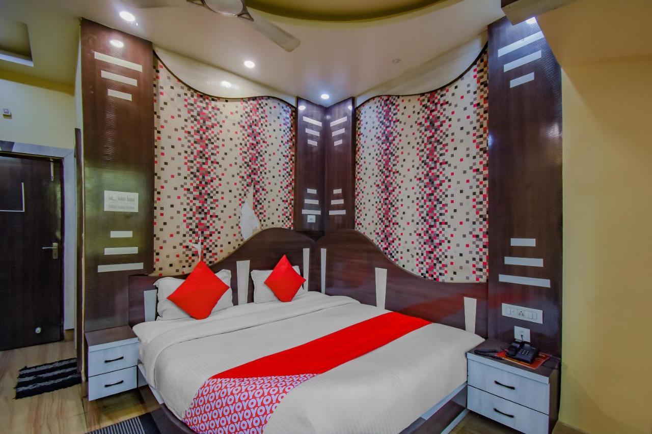 Oyo 1851 Hotel Sefali Deluxe Calcutta Exteriör bild