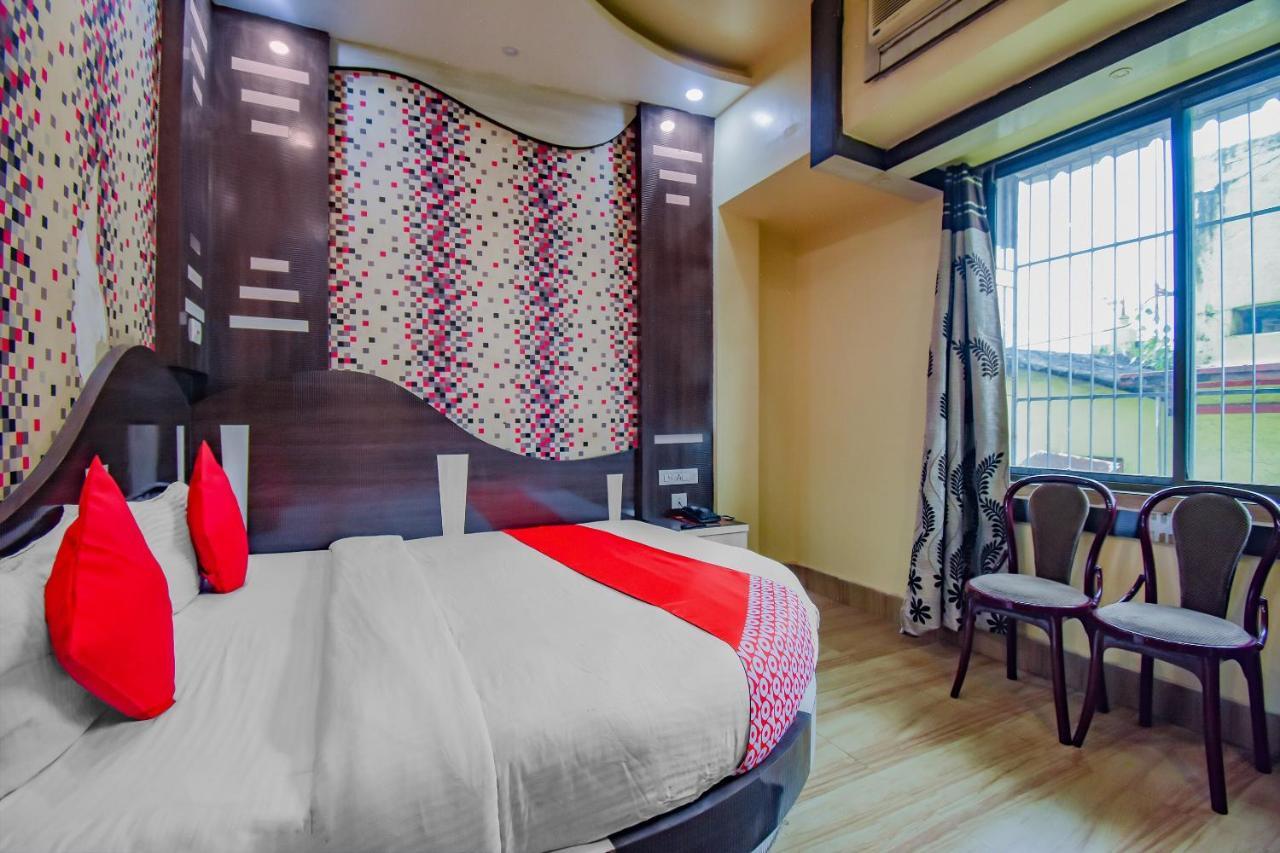 Oyo 1851 Hotel Sefali Deluxe Calcutta Exteriör bild