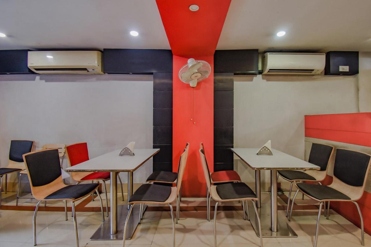 Oyo 1851 Hotel Sefali Deluxe Calcutta Exteriör bild